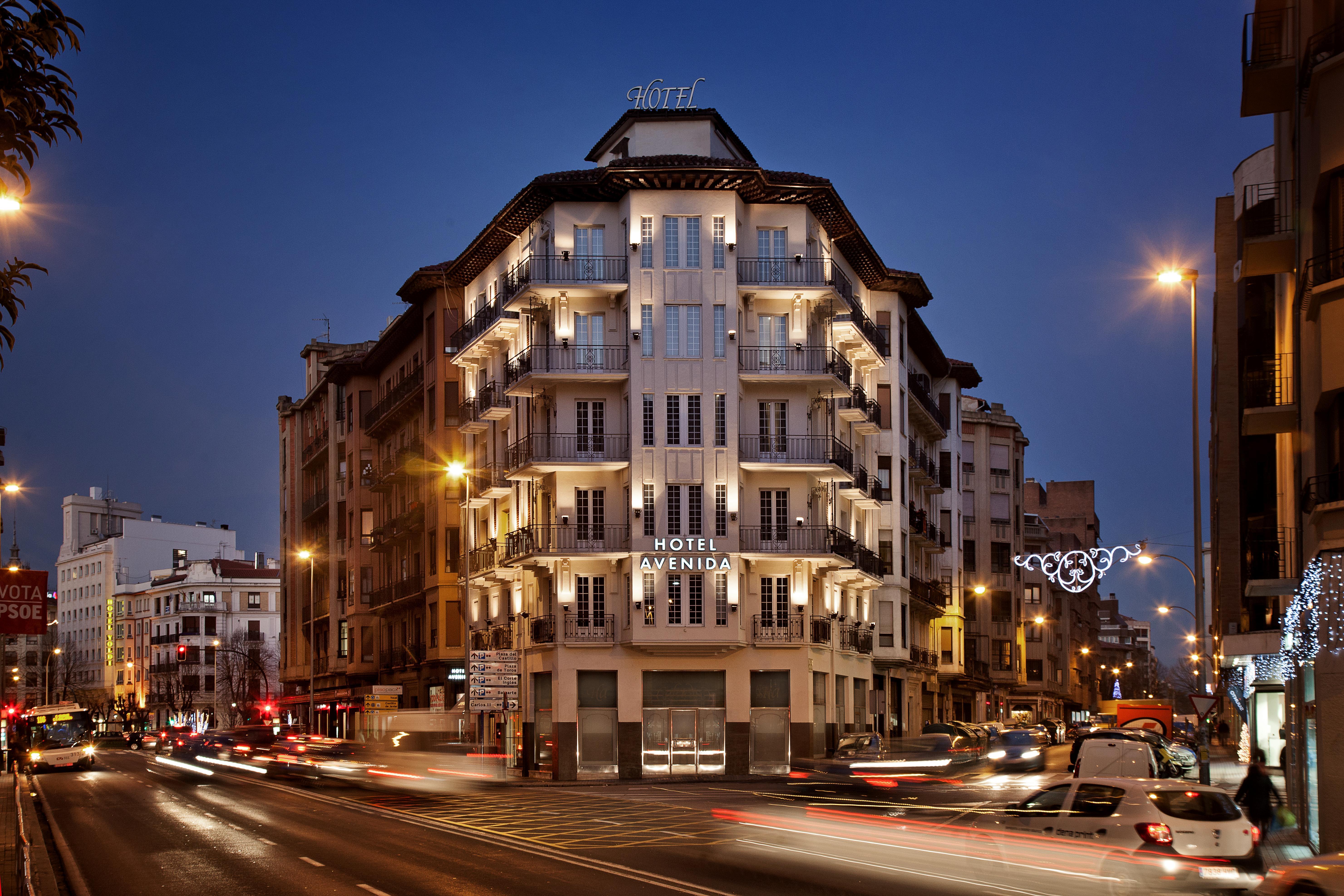 Hotel Avenida Pamplona Eksteriør bilde